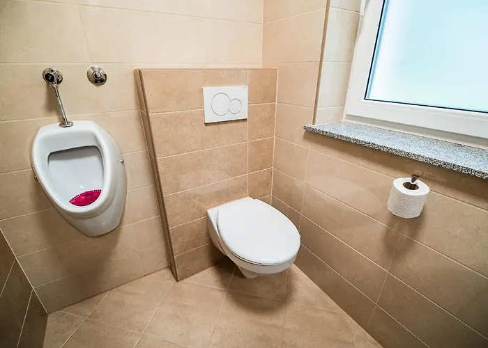 Prázdninový dům With Hot Tub And Sauna Sabina Rovte