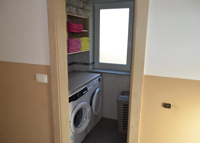 With Hot Tub And Sauna Sabina Rovte