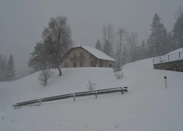 Prázdninový dům With Hot Tub And Sauna Sabina Rovte