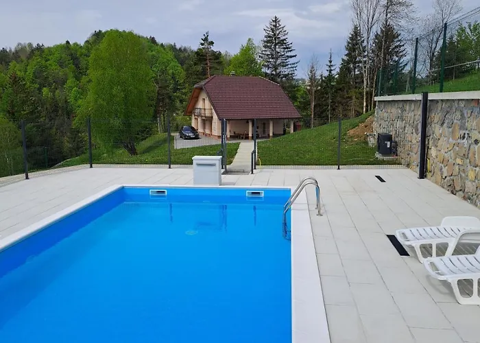 Prázdninový dům With Hot Tub And Sauna Sabina Rovte