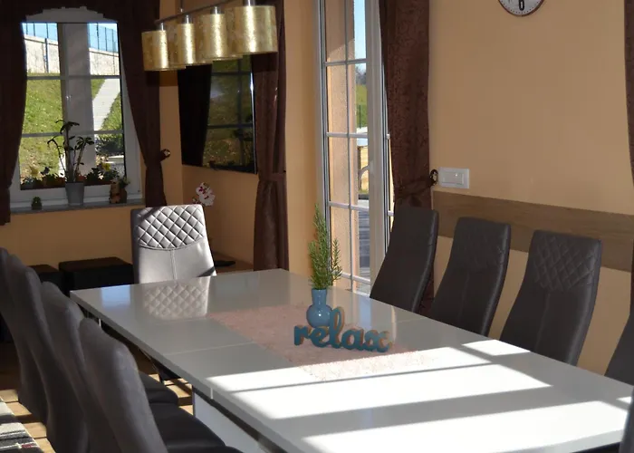 Prázdninový dům With Hot Tub And Sauna Sabina